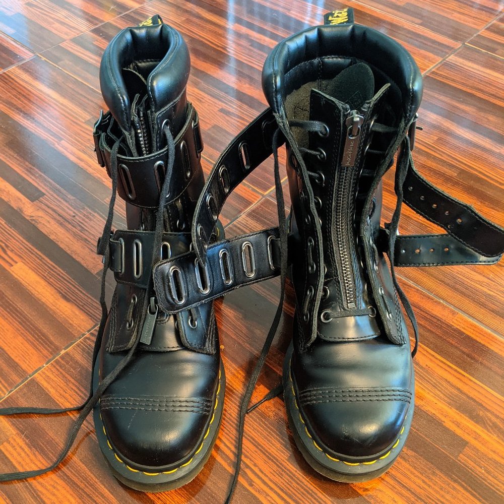 Dr. Martens Quynn leather combat boots